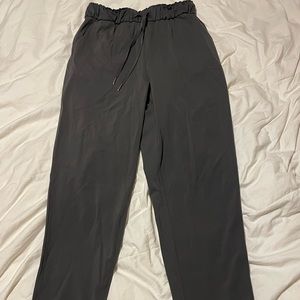 'Keep moving 7/8 pant' grey lululemon pants